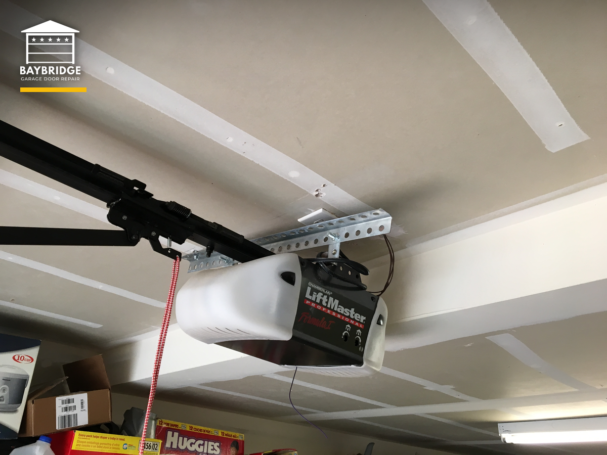 What a $129 Bay Bridge garage door service call covers